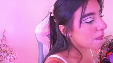 Mavi online show from February 27, 8:19 pm