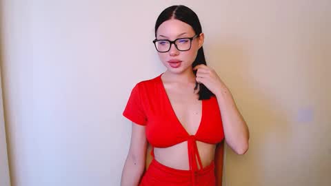 Snapshot of maxi_sweetheart chatting on September 21, 10:36 am Joanna online show from September 21, 10:36 am