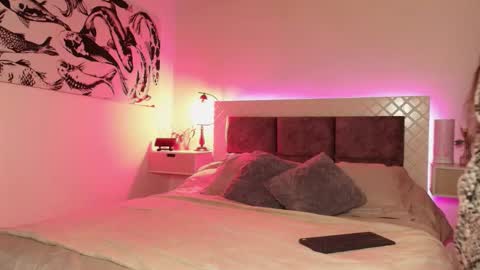 Max online show from January 18, 7:15 am