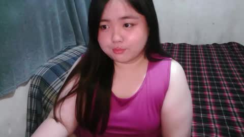 Snapshot of maxie_cat chatting on October 4, 12:55 pm Maxie online show from October 4, 12:55 pm