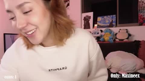 Maxine online show from March 1, 12:10 am