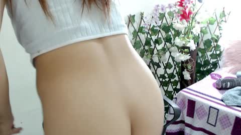 Snapshot of maxinesex_ chatting on December 24, 2:12 pm maxinesex_ online show from December 24, 2:12 pm