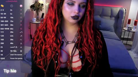 Maya Mils online show from April 2, 1:03 am