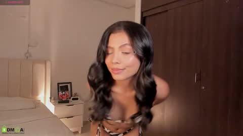 Maya online show from November 16, 12:12 am