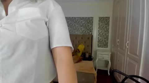 Maya online show from September 12, 2:01 am