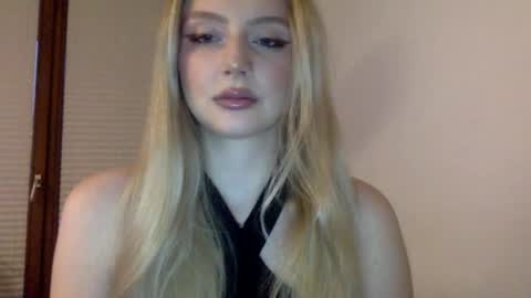 mayaflirt online show from March 29, 5:23 pm