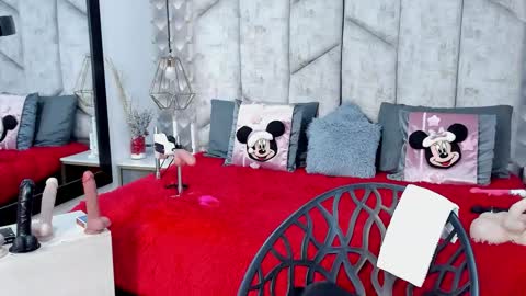 Nicolle Ruselle   Hello my lovely  schedule for great fun from  630 am and end 800 pm Colombian time I wait for you online show from December 4, 1:57 pm