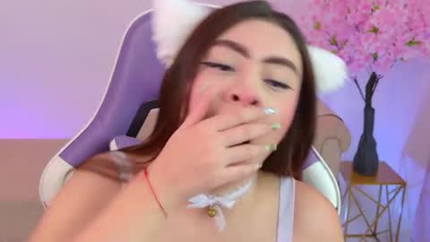 Maya Vexx online show from July 17, 6:33 pm