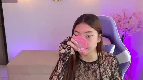 Maya Vexx online show from July 20, 5:14 pm