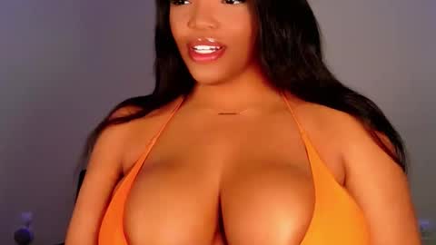 MayBabi online show from November 29, 1:04 pm