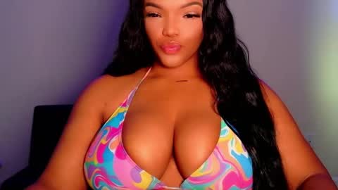 MayBabi online show from June 5, 3:40 pm