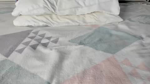 Maybelline69 online show from March 6, 5:11 pm