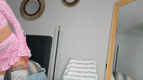 Maze online show from October 18, 1:03 pm