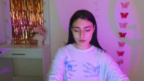 Dina online show from March 9, 4:22 pm