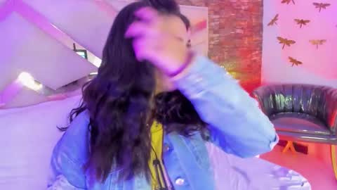     online show from January 15, 12:33 pm