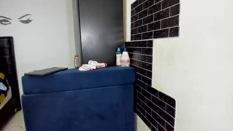 megan_greyxx online show from June 3, 2:44 pm