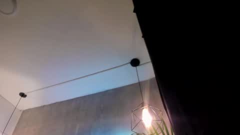    online show from March 5, 2:03 am