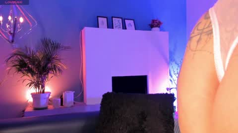    online show from April 2, 3:48 am