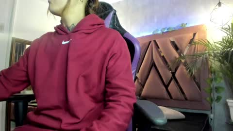    online show from February 2, 2:17 am