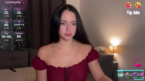 Megan online show from December 1, 8:00 pm