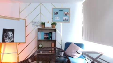 megan_saint online show from February 12, 1:24 pm