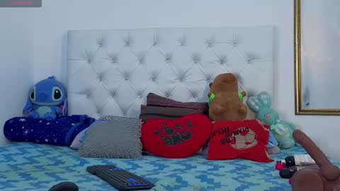 Megan online show from December 22, 8:56 pm