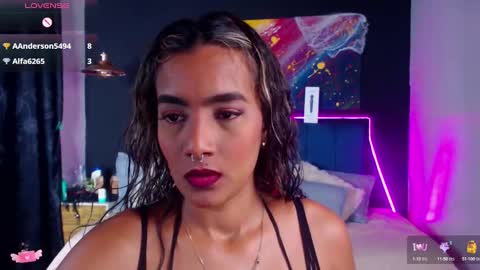 Snapshot of meganadriels96 chatting on January 25, 10:28 pm M E G A N online show from January 25, 10:28 pm