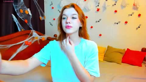 megancat333 online show from November 14, 9:31 am