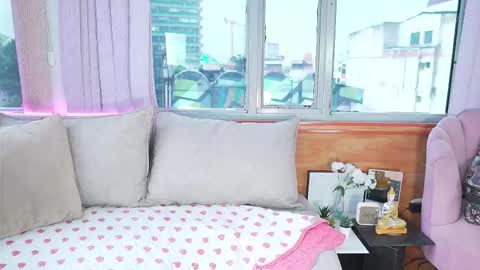 Mara online show from November 21, 1:13 pm