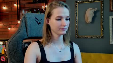 megan online show from March 29, 6:29 pm