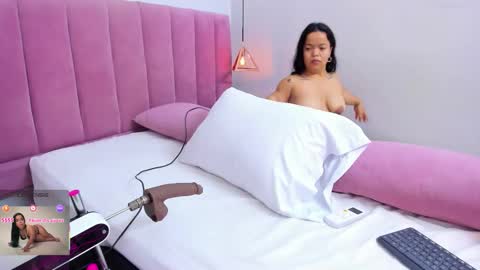 Megan  online show from January 7, 8:12 pm