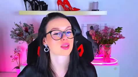 Megan online show from February 26, 9:25 pm