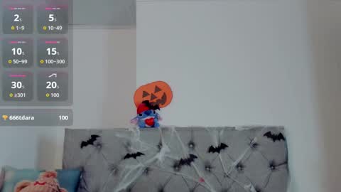 megansammy online show from October 24, 7:10 pm