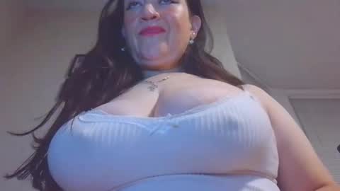 Snapshot of megatitsxx chatting on September 26, 8:56 am SHAROLD online show from September 26, 8:56 am