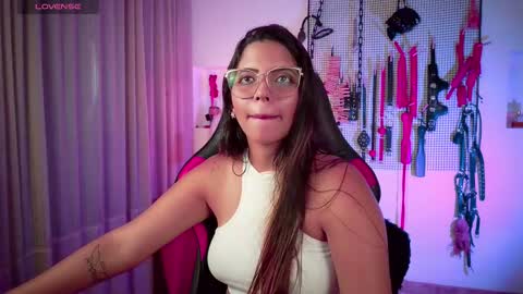 Snapshot of meggan_greey chatting on September 9, 9:14 pm Your best slave  online show from September 9, 9:14 pm