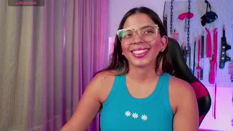 Snapshot of meggan_greey chatting on October 9, 2:32 pm Your best slave  online show from October 9, 2:32 pm