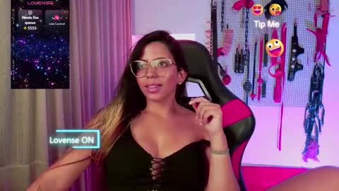 Snapshot of meggan_greey chatting on October 14, 1:57 pm Your best slave  online show from October 14, 1:57 pm