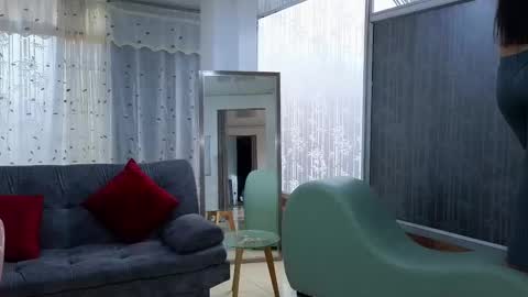 Snapshot of mei_naughtycat chatting on February 17, 7:55 pm Mei online show from February 17, 7:55 pm