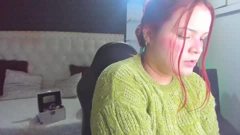 Snapshot of melanie_hh chatting on March 1, 4:15 am Melanie online show from March 1, 4:15 am