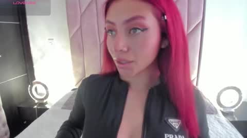 Melanie roux  online show from October 27, 12:12 pm