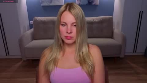 Melanie Bennett online show from May 23, 6:45 am