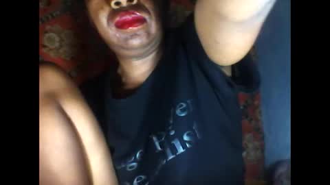 melanih online show from November 9, 5:36 am