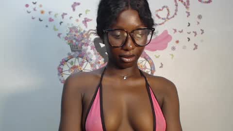 Praiz online show from March 8, 8:35 pm