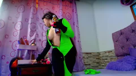 Melanny taylor online show from March 23, 9:21 pm