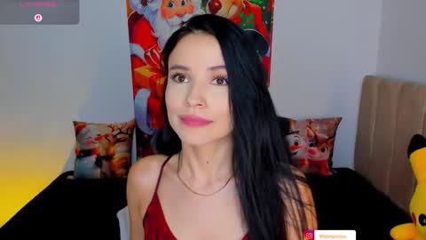 melanyrouse1 online show from December 15, 9:42 pm