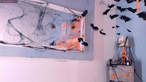 Snapshot of meli_blad chatting on October 22, 6:13 pm meli_blad online show from October 22, 6:13 pm