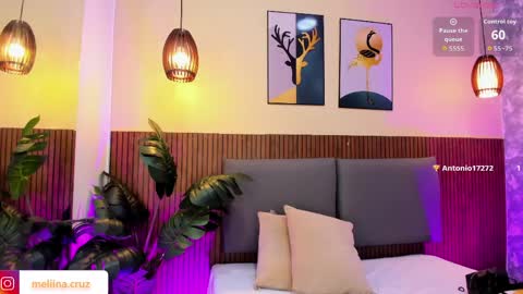 Mel online show from April 16, 2:34 am