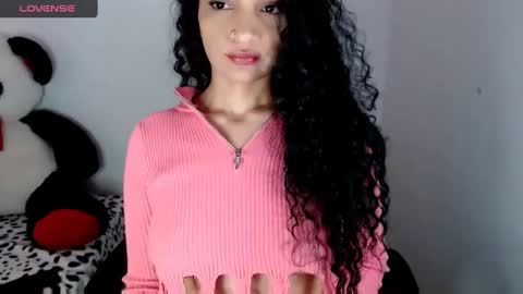 Snapshot of melinna706702 chatting on February 7, 10:30 pm melinna706702 online show from February 7, 10:30 pm