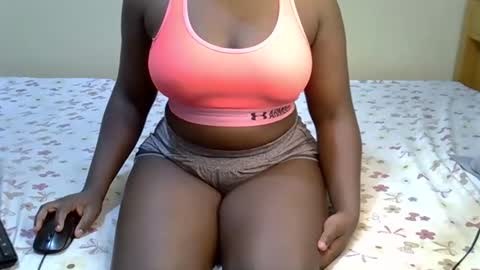 melisahh online show from December 1, 8:44 pm