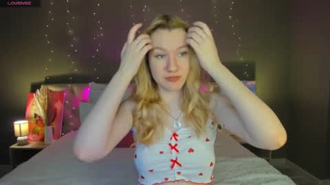 melissa_moooree online show from November 6, 9:26 am